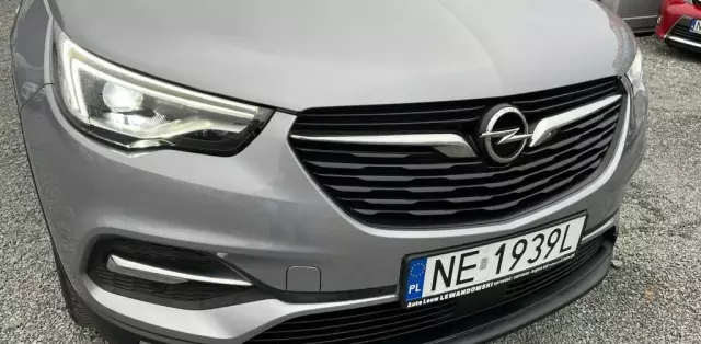 OPEL Grandland 