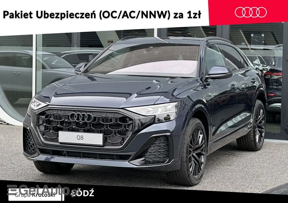 AUDI Q8 