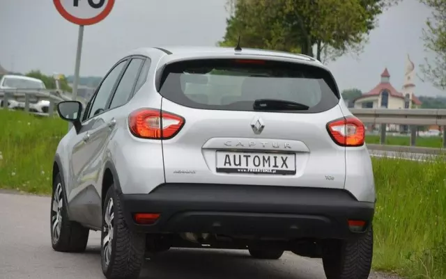 RENAULT Captur 1.2 TCe Zen EDC