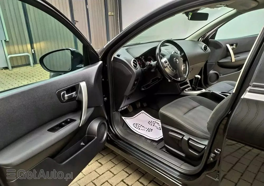 NISSAN Qashqai 1.6 Acenta