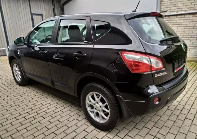 NISSAN Qashqai 1.6 Acenta