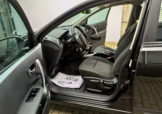 NISSAN Qashqai 1.6 Acenta