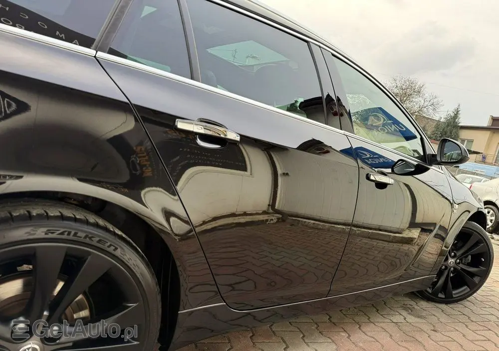 OPEL Insignia Sports Tourer 2.0 Diesel Automatik Ultimate