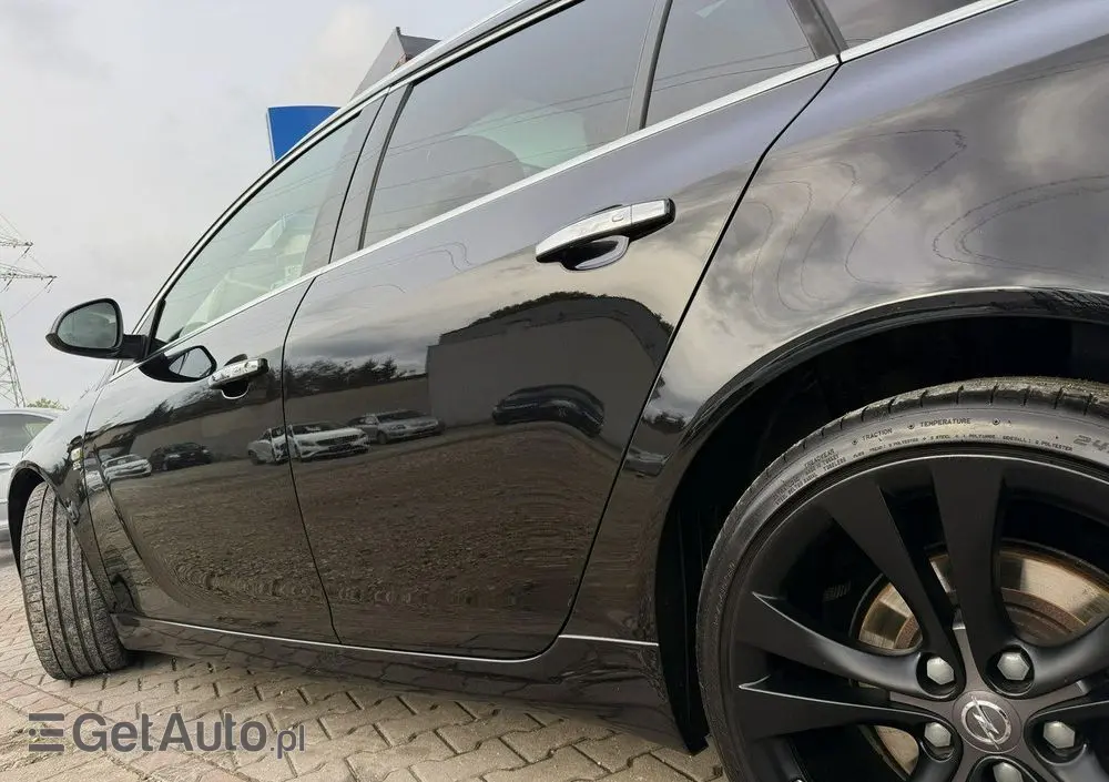 OPEL Insignia Sports Tourer 2.0 Diesel Automatik Ultimate