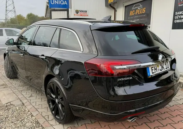 OPEL Insignia Sports Tourer 2.0 Diesel Automatik Ultimate