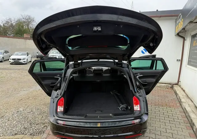 OPEL Insignia Sports Tourer 2.0 Diesel Automatik Ultimate