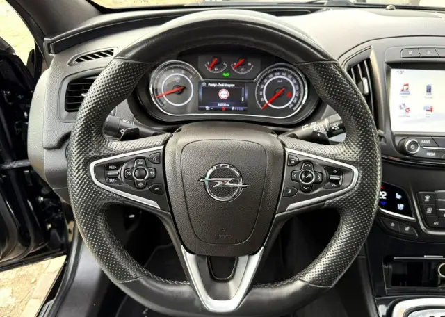 OPEL Insignia Sports Tourer 2.0 Diesel Automatik Ultimate