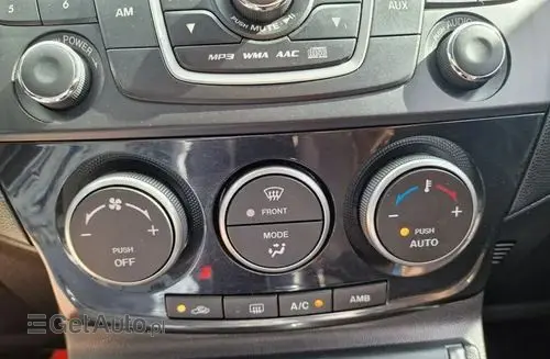 MAZDA 5 