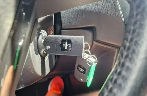 MAZDA 5 