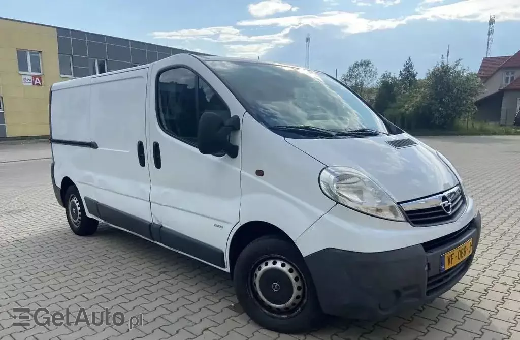 OPEL Vivaro 