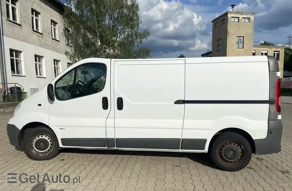 OPEL Vivaro 