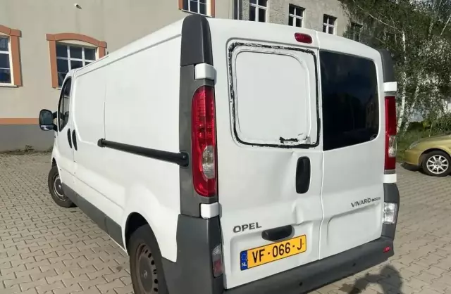 OPEL Vivaro 