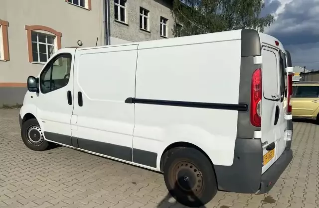 OPEL Vivaro 