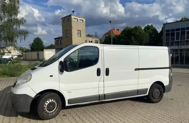 OPEL Vivaro 
