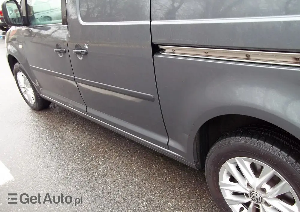 VOLKSWAGEN Caddy 