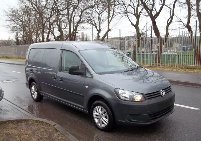 VOLKSWAGEN Caddy 