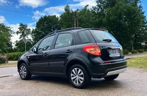 SUZUKI SX4 