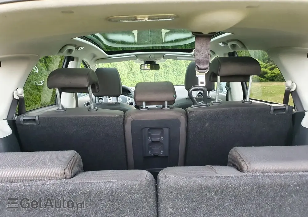 NISSAN Qashqai+2 2.0 dCi 4x4 Tekna