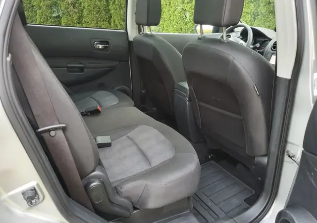 NISSAN Qashqai+2 2.0 dCi 4x4 Tekna