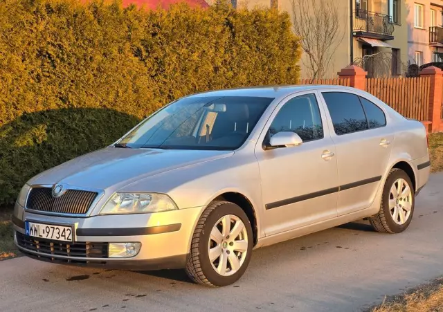 SKODA Octavia 