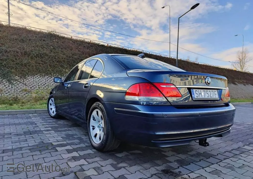 BMW Seria 7 740i