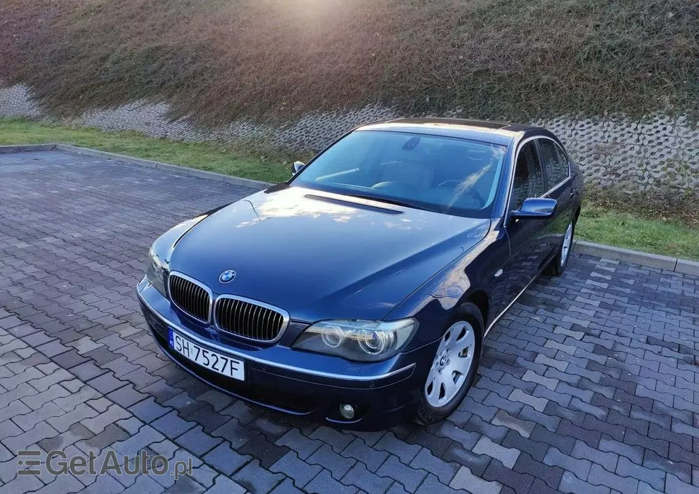 BMW Seria 7 740i
