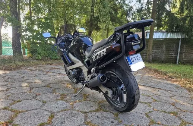 KAWASAKI ZZ-R 600 