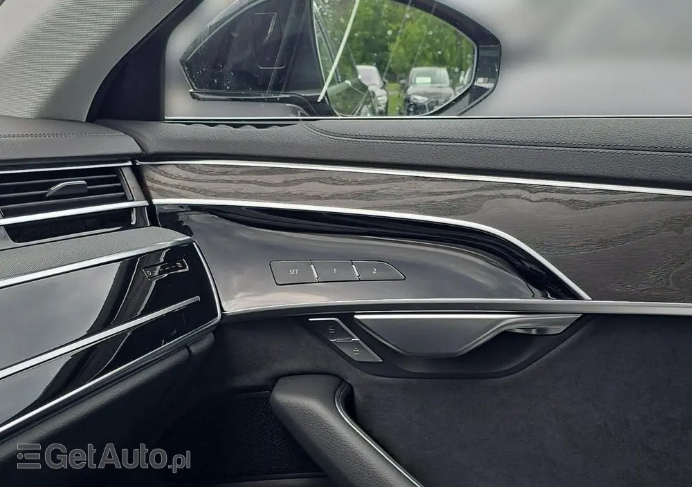 AUDI A8 L 55 TFSI quattro tiptronic