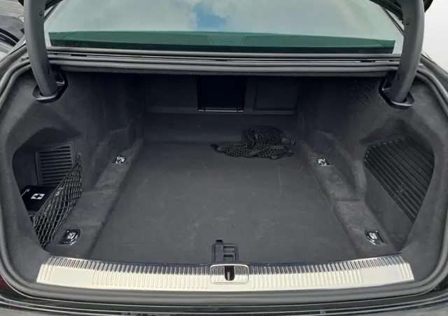 AUDI A8 L 55 TFSI quattro tiptronic