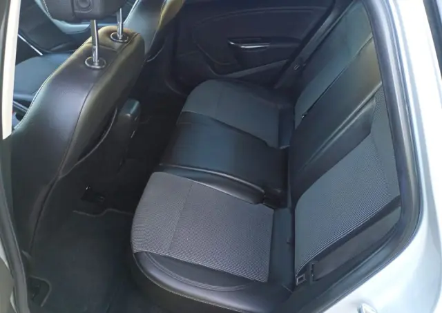 OPEL Astra 1.6 Turbo Cosmo