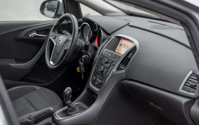 OPEL Astra 