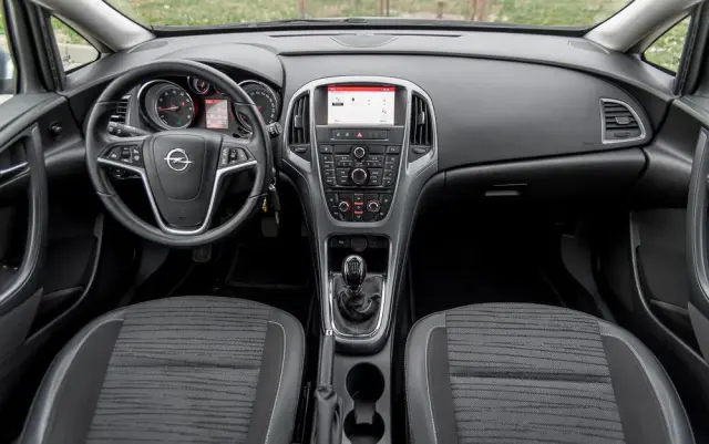OPEL Astra 