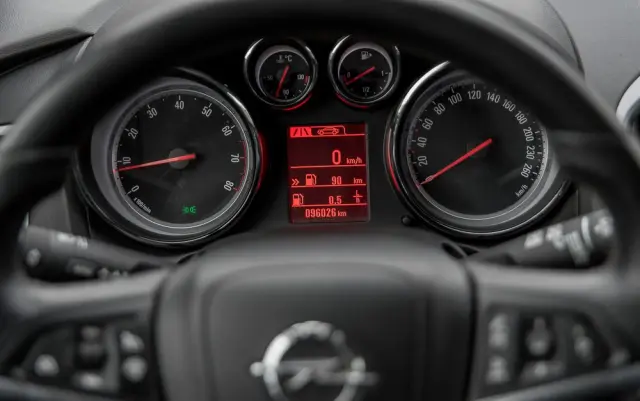 OPEL Astra 