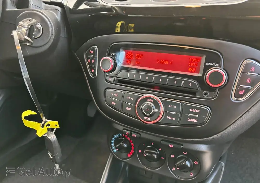 OPEL Corsa 1.4 Active