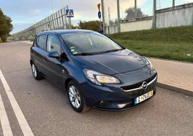 OPEL Corsa 1.4 Active