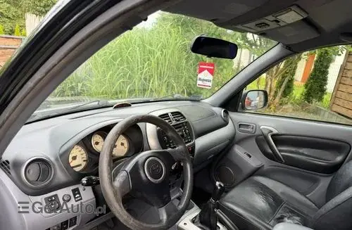 TOYOTA Rav 4 