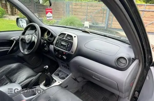 TOYOTA Rav 4 