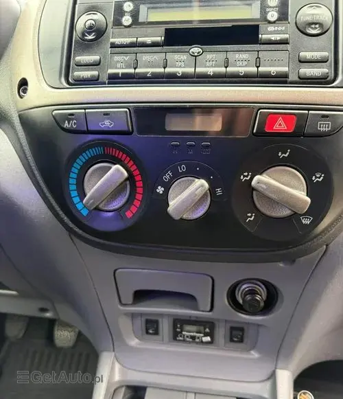 TOYOTA Rav 4 
