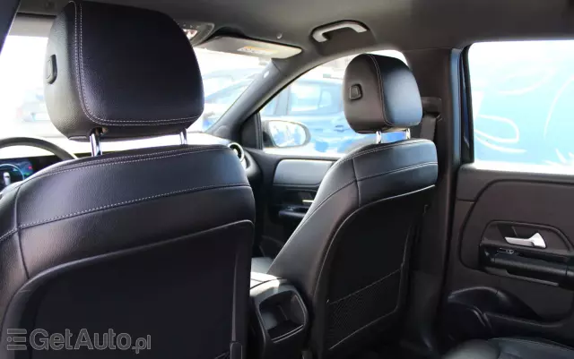 MERCEDES-BENZ Klasa B 200 d 8G-DCT AMG Line