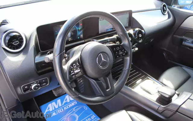 MERCEDES-BENZ Klasa B 200 d 8G-DCT AMG Line