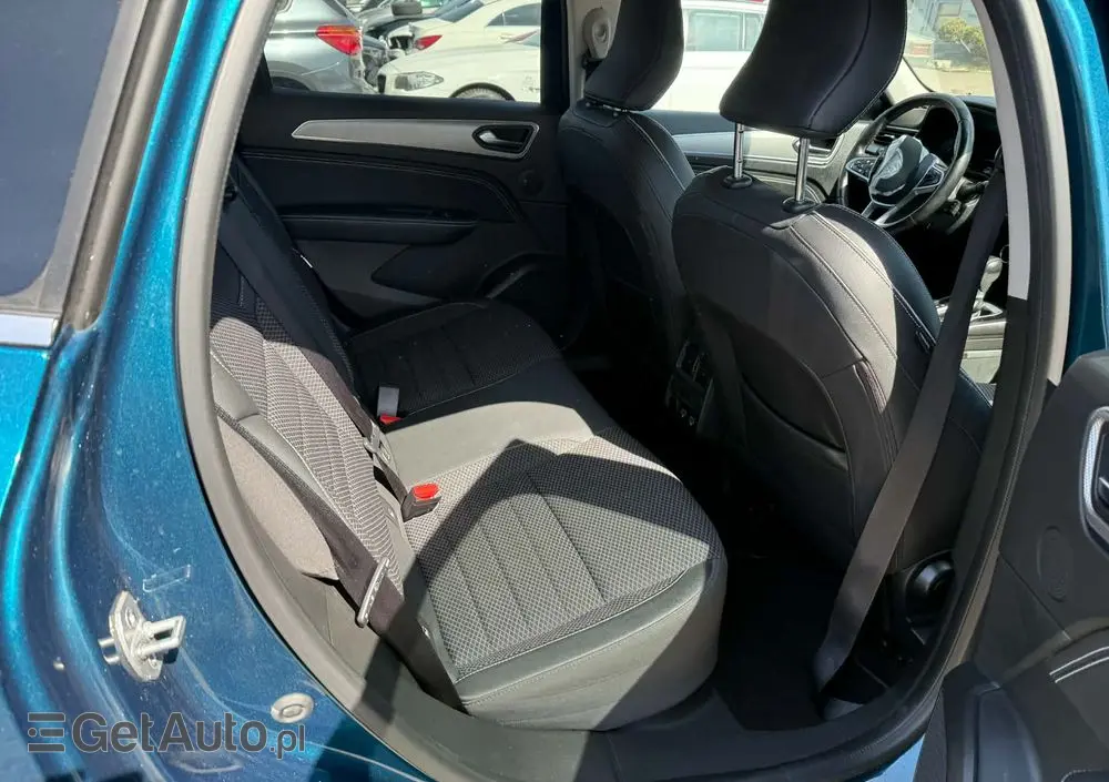 RENAULT Arkana E-TECH 145 INTENS