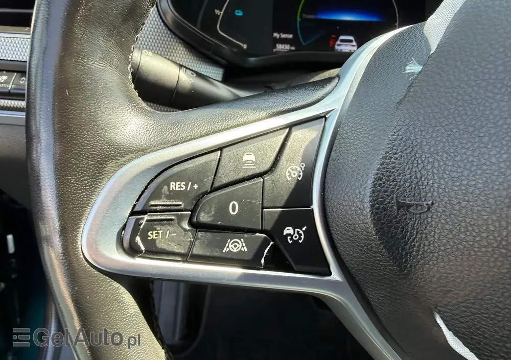 RENAULT Arkana E-TECH 145 INTENS