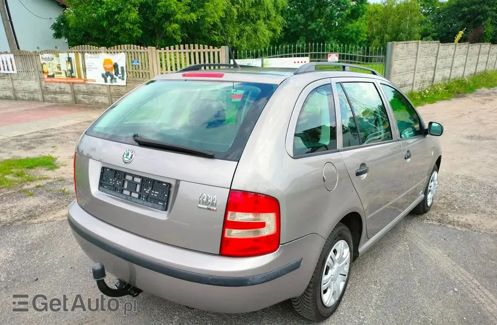 SKODA Fabia 
