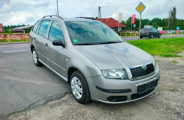 SKODA Fabia 