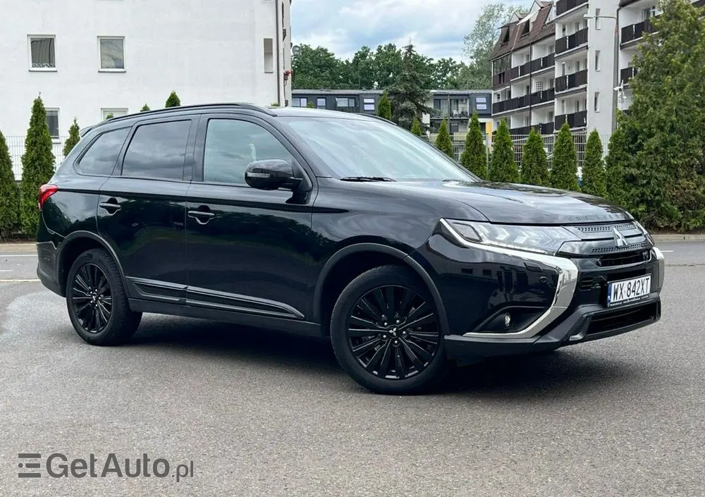 MITSUBISHI Outlander 2.0 Intense 2WD CVT
