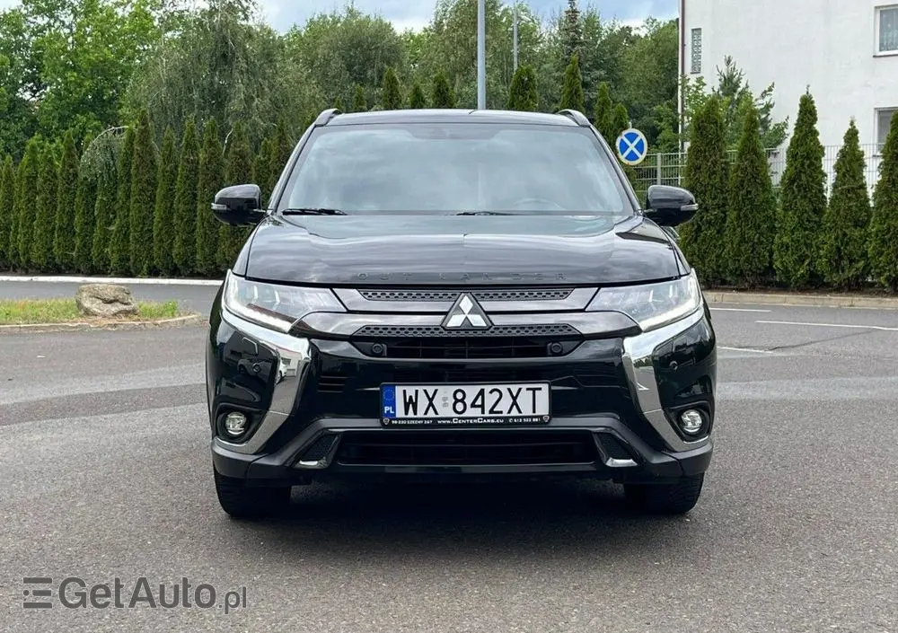 MITSUBISHI Outlander 2.0 Intense 2WD CVT