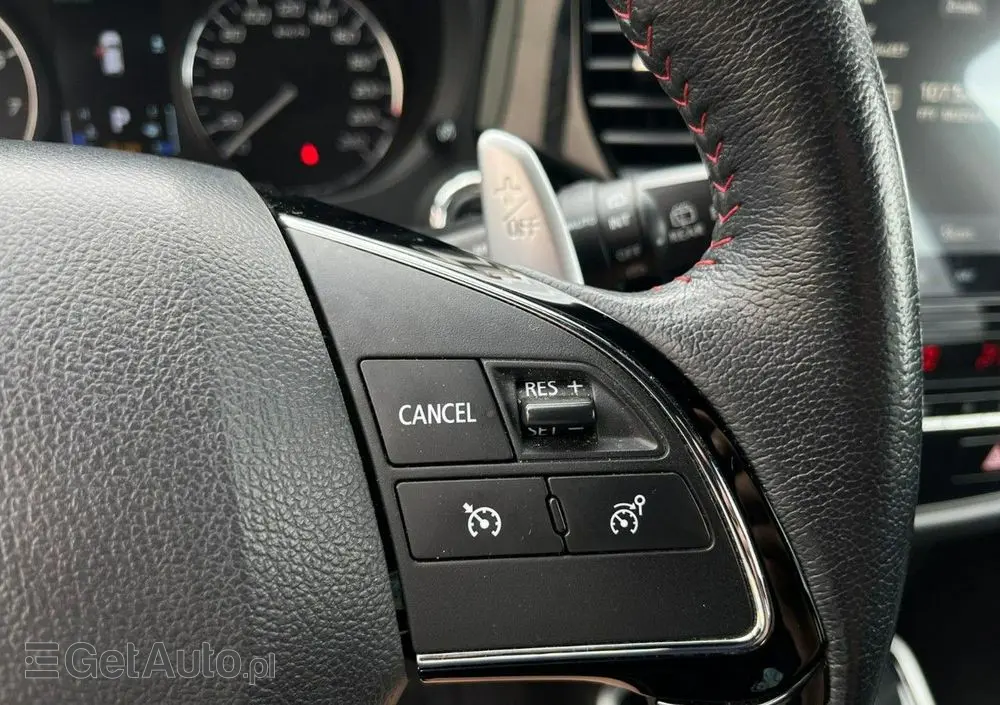 MITSUBISHI Outlander 2.0 Intense 2WD CVT