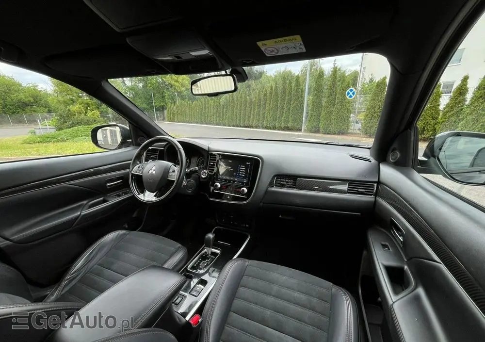 MITSUBISHI Outlander 2.0 Intense 2WD CVT