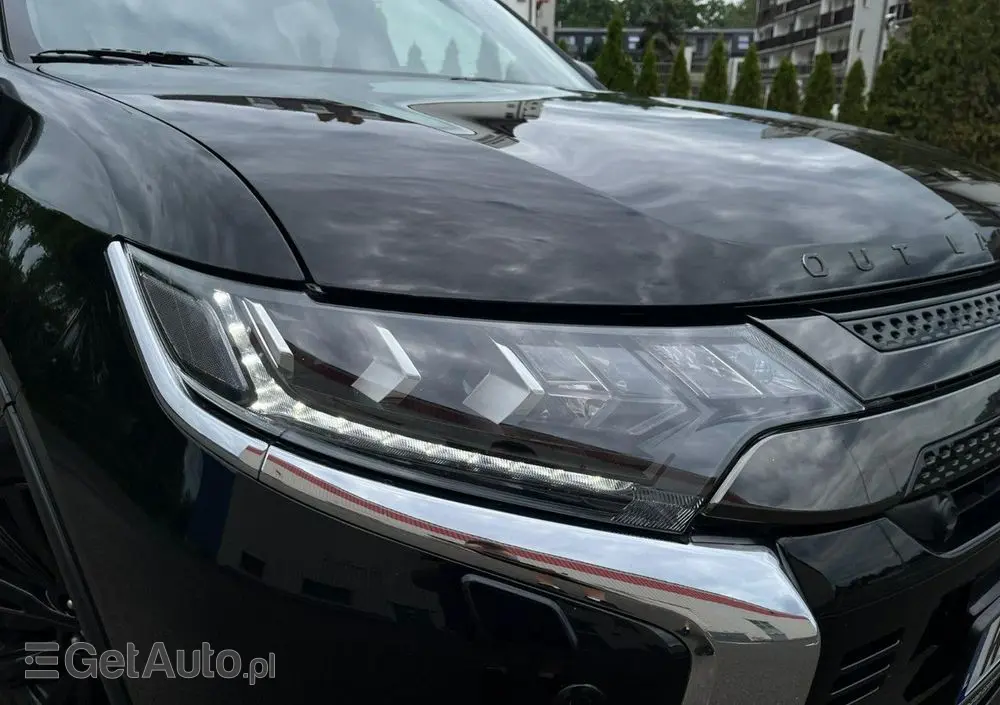 MITSUBISHI Outlander 2.0 Intense 2WD CVT