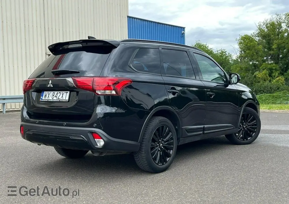 MITSUBISHI Outlander 2.0 Intense 2WD CVT